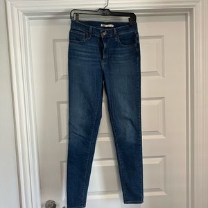 Levi’s 720 High Rise Super Skinny